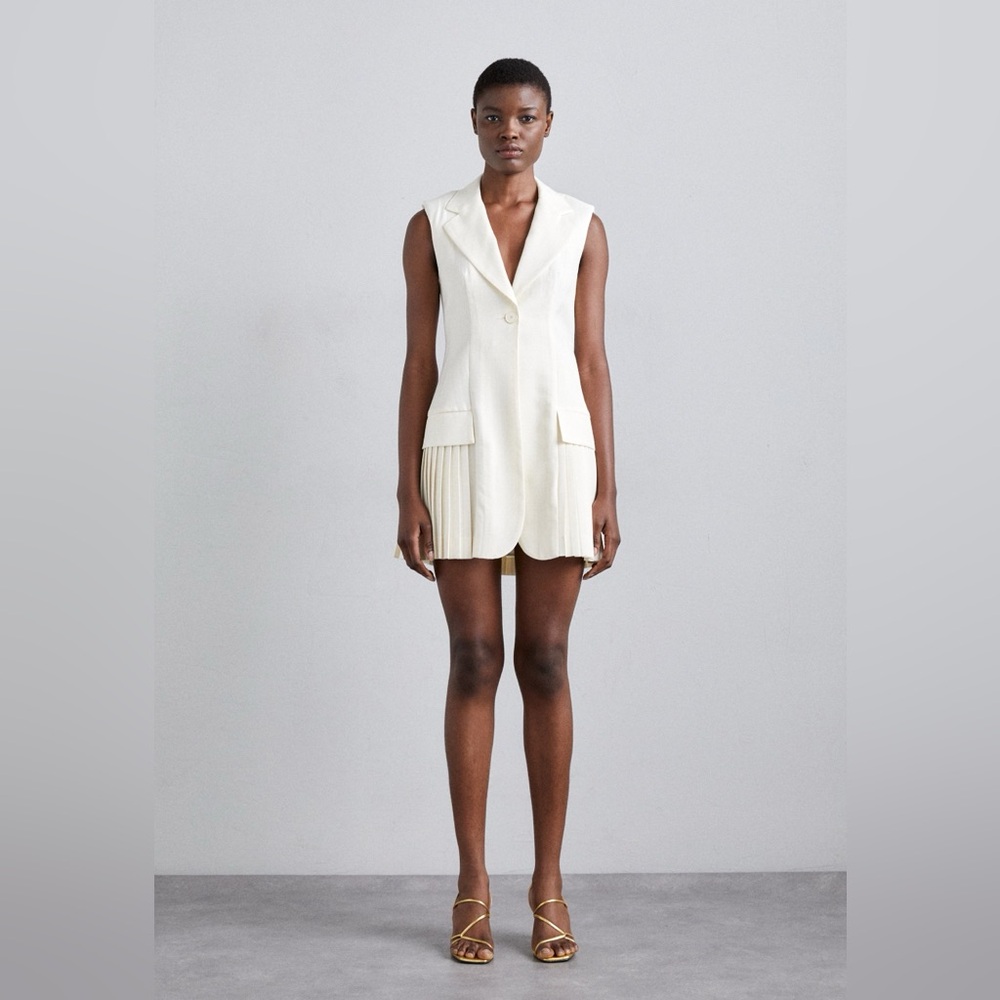SANDRO MINI PLEATED SUIT DRESS - ECRU WHITE SIZE 6 US (38) (PREOWNED) - Picture 2 of 15